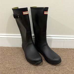 Hunter Tall Rain Boots, Matte Black, Size M8 / F9